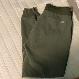 COPY - Jogger scrub set
